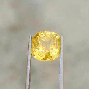 Natural Yellow Sapphire, 5.05 carat, IGITL certified
