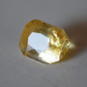 Natural Yellow Sapphire, 6.57 carat, IGI certified